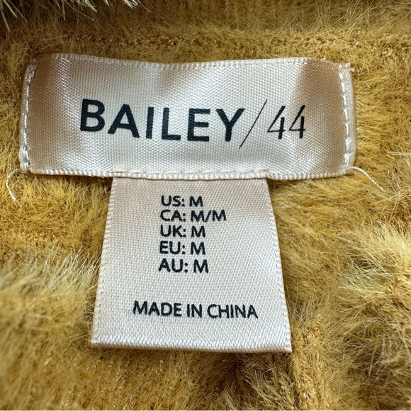 NWOT Bailey 44 Mustard Sleeveless Turtleneck Vest Sweater - Picture 4 of 7